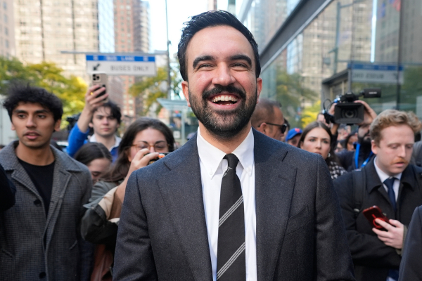 Διχασμένοι οι Δημοκρατικοί για τον Μαμντάνι