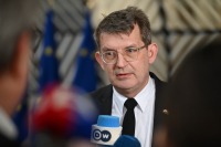 Δανός υπουργός Άμυνας προς Τραμπ: «Η Γροιλανδία δεν χρειάζεται αμερικανικό πλωτό νοσοκομείο»