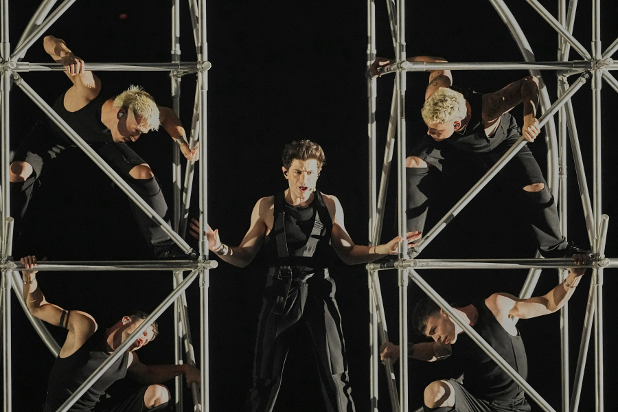 Ημιτελικός Eurovision 2025: Τα «έσπασε» με τα ακροβατικά η Κύπρος και ο Theo Evan (Βίντεο)