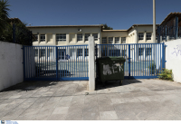 Το ωράριο για τα σχολεία διευρύνεται και η κυβέρνηση «ψάχνει» λύσεις για την καθαριότητα