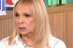 Άννα Φόνσου: «Έγραφαν ότι έπαιζα Κάφκα γιατί είχα πλούσιο άνδρα» (Βίντεο)