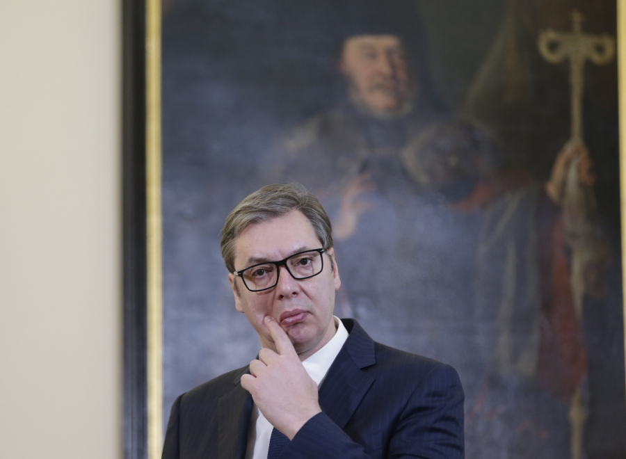 Συναγερμός στο βόρειο Κόσοβο: Επικοινωνία Δένδια με Πρίστινα και ελληνικές δυνάμεις της KFOR