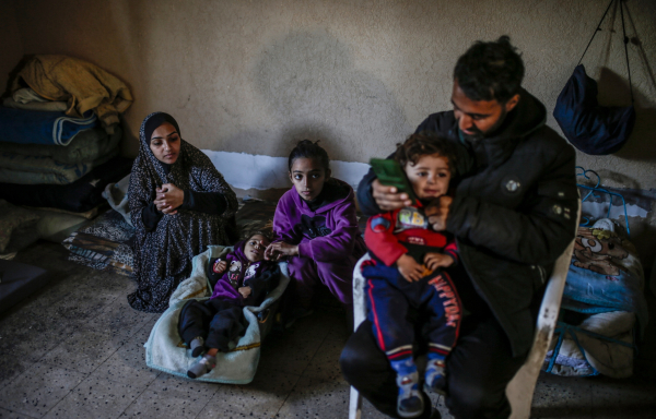 Πόλεμος στη Γάζα: Τρία βρέφη πέθαναν από υποθερμία λόγω του ψύχους μέσα σε 48 ώρες