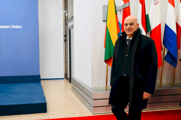 Γιατί έλειπε ο Δένδιας από την Τουρκία;