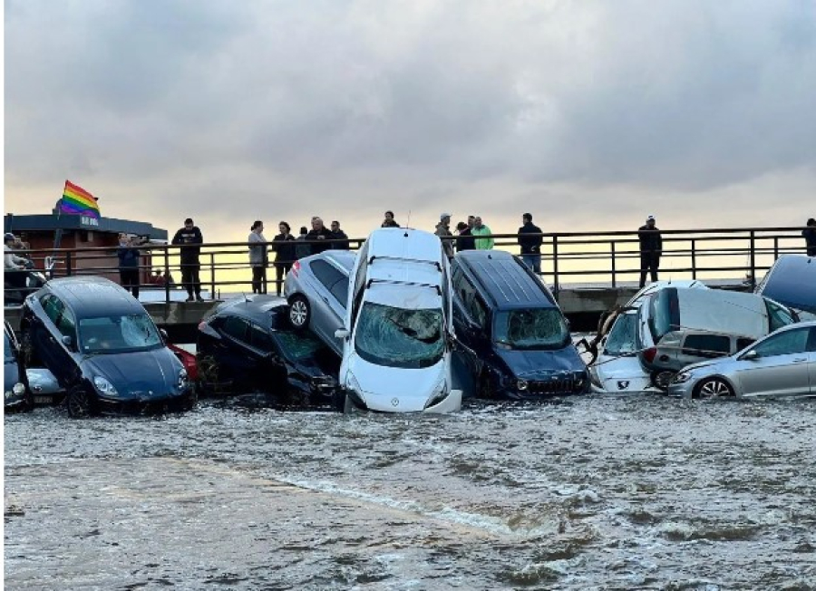 Νέες πλημμύρες στην Ισπανία - Βούλιαξε και η Χιρόνα, δρόμοι χείμαρροι και παρασύρσεις οχημάτων