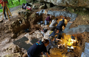 Πώς εξαφανίστηκαν οι Νεάντερταλ; Ελληνίδα ερευνήτρια εξηγεί ένα από τα μεγαλύτερα προϊστορικά αινίγματα