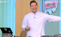 Επικό σαρδάμ on air από τον Καλφαγιάννη – Μπέρδεψε «Studio στις 3» και «Στούντιο 4» (Βίντεο)