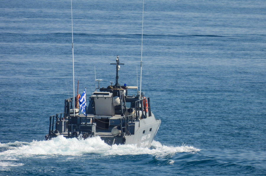 Χαλκιδική: Super Puma εντόπισε ψαροντουφεκάδες που αγνοούνταν - Ο ένας 12 ετών