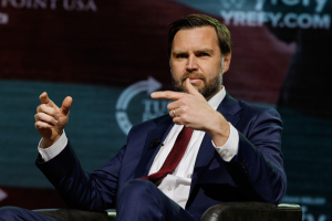 Axios: Στο Πακιστάν σήμερα Τρίτη ο Βανς, για νέες συνομιλίες με Ιράν - Έδωσε το «πράσινο φως» ο Χαμενεΐ