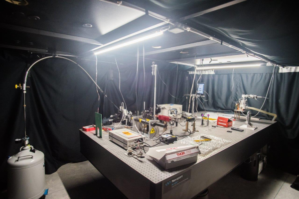 Έλληνες ερευνητές στην Κρήτη ανοίγουν δρόμο με…λέιζερ