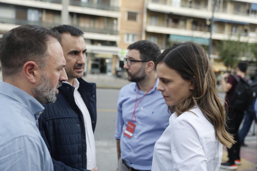 «Κλειδώνει» το όνομα του κόμματος των 11, φαβορί το «Αριστερά Μπροστά» , επί τάπητος και το «Μαζί Αριστερά»