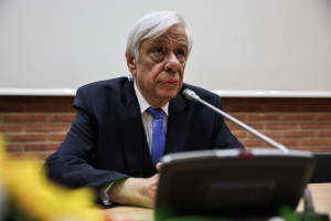 Παυλόπουλος: Η συνταγματική αναθεώρηση απαιτεί θεσμική συνέχεια και νωπή δημοκρατική νομιμοποίηση