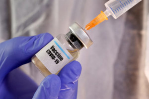 Κορονοϊός: Αποτελεσματικό το εμβόλιο της Moderna στην πρώτη του φάση