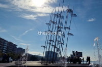 Θεσσαλονίκη: «Ξηλώνονται» οι διάσημες ομπρέλες στη Νέα Παραλία