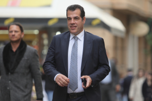 Πλεύρης: Ανάκληση καθεστώτος ασύλου Παλαιστίνιου για «λόγους δημόσιας ασφάλειας»