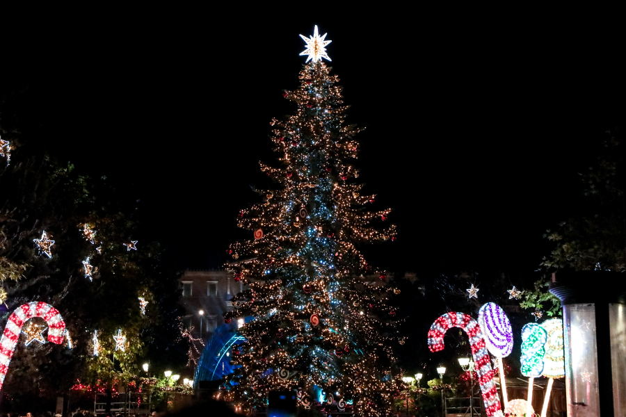 Σύνταγμα: «Κλείδωσε» η ημερομηνία φωταγώγησης του χριστουγεννιάτικου δέντρου