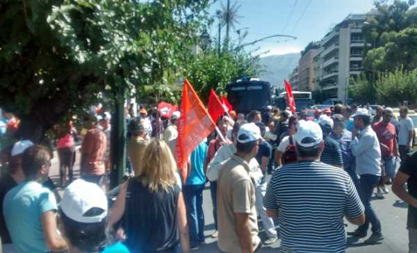 24ωρη απεργία απο την ΓΣΕΕ την ημέρα ψήφισης του προϋπολογισμού