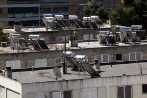 «Ανακυκλώνω -Aλλάζω Θερμοσίφωνα»: Αναλυτικά τα ποσά της επιδότησης και οι δικαιούχοι