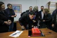 Μίλτος Τεντόγλου: Έκανε… πρόωρα γενέθλια με τούρτα Lego (Βίντεο)