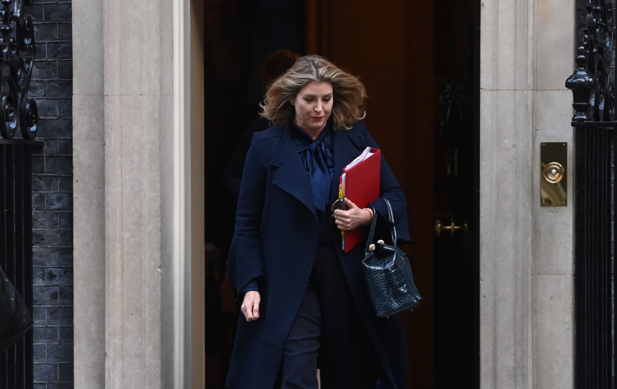 Έτοιμη να διεκδικήσει την πρωθυπουργία η Πένι Μόρντοντ μετά την παραίτηση Τρας