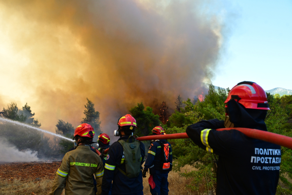 Φωτιές: Σε Red Code η χώρα τον Δεκαπενταύγουστο - Αναλυτικά οι περιοχές με πολύ υψηλό κίνδυνο