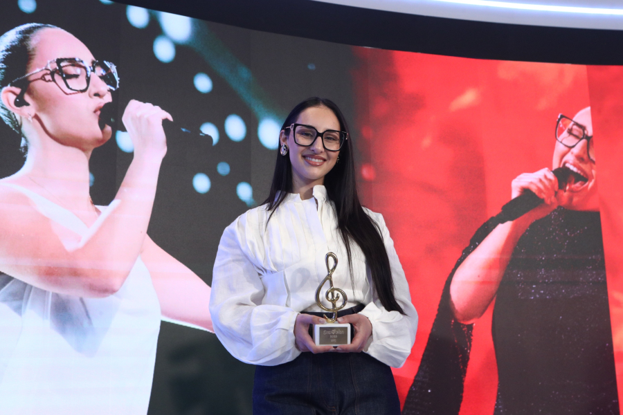 Κλαυδία: Βραβεύτηκε από την ΕΡΤ για την 6η θέση στη Eurovision 2025 (Εικόνες)