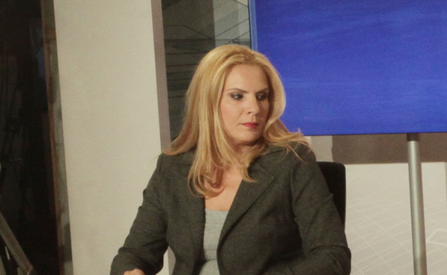 Το φωτοστέφανο ή την αντισυστημική ψήφο