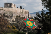 Καθαρά Δευτέρα: Γλέντι σε κάθε γειτονιά της Αθήνας με... Γωγώ Τσαμπά, Καψάλη, Στέλιο Διονυσίου και Στανίση!