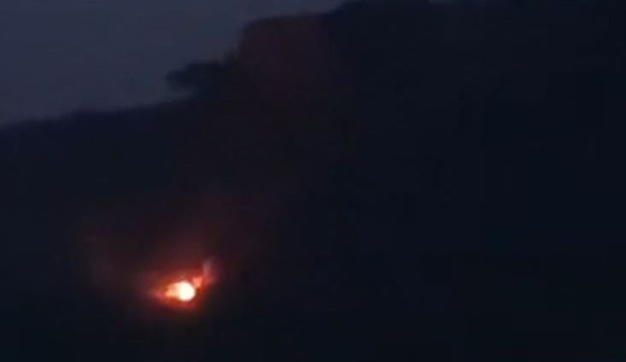 Σοκαριστικό βίντεο εθελοντή «στο μικροσκόπιο» της Πυροσβεστικής: Δείχνει εμπρησμό στη Ρόδο