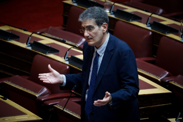 Γιαννούλης: Επικοινωνιακό σκετσάκι η «έφοδος» Μητσοτάκη σε σούπερ μάρκετ