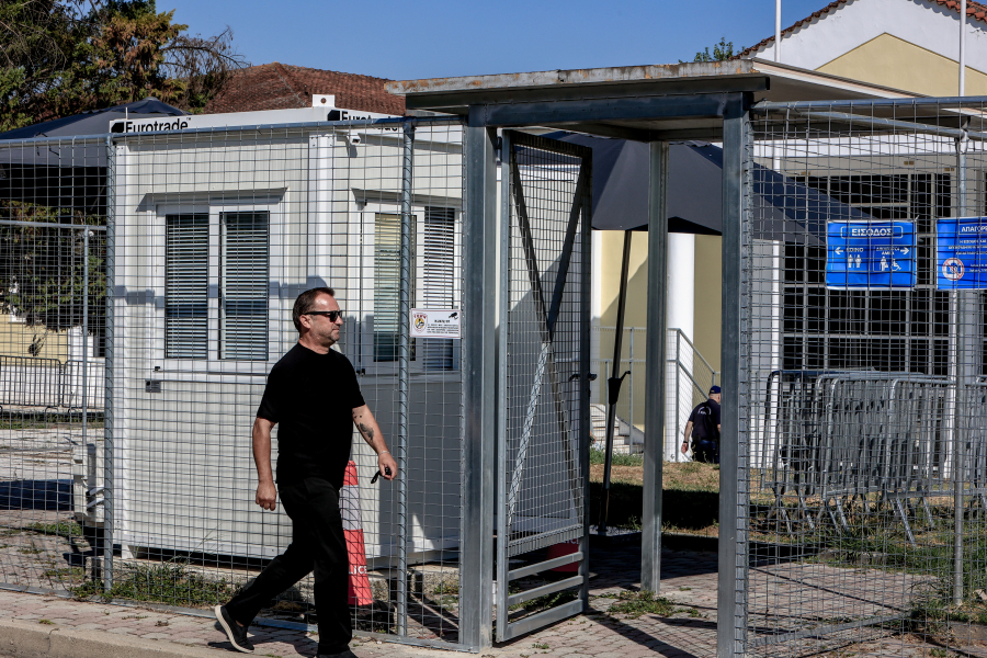 Δίκη Τεμπών: Παρούσα η Καρυστιανού μετά την ανάληψη της προεδρίας κόμματος - Απόρριψη αναβολής της δίκης πρότεινε η εισαγγελέας