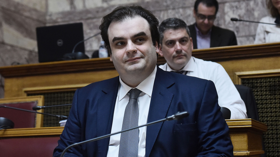 Ιδιωτικά πανεπιστήμια: Μόνη εναντίον όλων η κυβέρνηση - Διμέτωπα πυρά Πιερρακάκη σε ΣΥΡΙΖΑ και ΠΑΣΟΚ