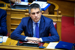 Δήμας για FIR Αθηνών: «Παλαιά αλλά λειτουργικά τα συστήματα, δεν υπήρξε θέμα ασφάλειας» - Πυρά από την αντιπολίτευση