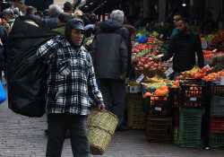 Απομακρύνονται από τις λαϊκές αγορές οι «μαϊμού» παραγωγοί
