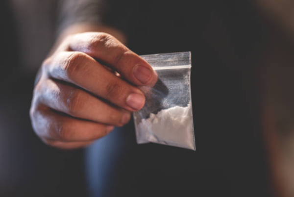 «Να φτάσει το μαχαίρι στο κόκκαλο» η επιθυμία των γονιών της 16χρονης που πέθανε από ναρκωτικά