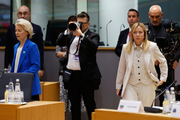 Σύνοδος Κορυφής: Η Ευρώπη αναζητά λύση για τα ρωσικά κεφάλαια - Ο Τραμπ μεταθέτει την ευθύνη για συμφωνία στην Ουκρανία