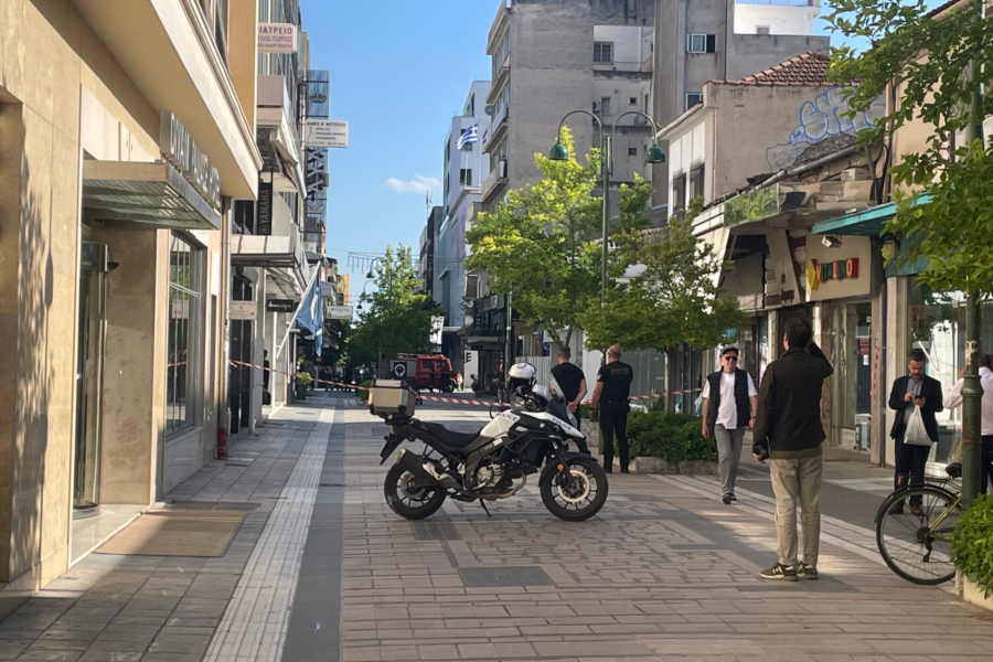 Λάρισα: Τηλεφώνημα για βόμβες σε υποκαταστήματα τράπεζας