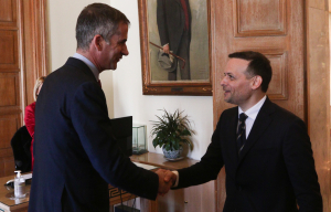 Επίθεση Μπακογιάννη σε Δούκα
