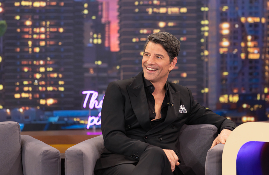 The 2night Show: Τετ α τετ Γρηγόρη Αρναούτογλου - Σάκη Ρουβά