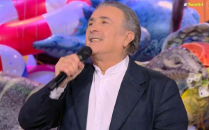 Λάκης Λαζόπουλος: Επιστρέφει με το «Αλ Τσαντίρι Νιουζ» στο Mega - Η ανάρτηση του καναλιού