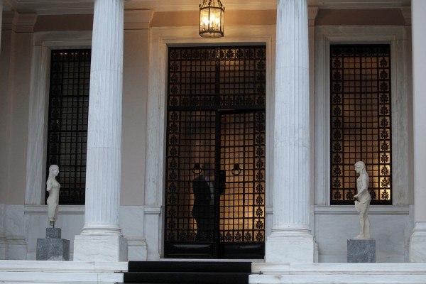 Κυβερνητικός στόχος το μόνο ανοιχτό θέμα στο Eurogroup να είναι το χρέος