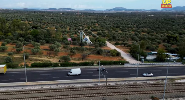 Παιανία - Αττική Οδός: Αυτή είναι η πραγματική ιστορία για το δήθεν «σατανιστικό» εκκλησάκι (Drone Video)