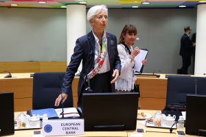 Λαγκάρντ: Ο πληθωρισμός στην ευρωζώνη επιστρέφει στον στόχο