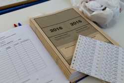 Πανελλήνιες 2016: Τα σημερινά θέματα ΕΠΑΛ με τις ΑΟΘ συνεχίζουν τα ΓΕΛ
