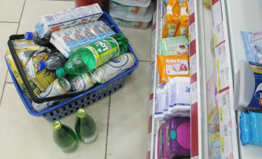 Σε εφαρμογή από τον Οκτώβριο το «καλάθι της νοικοκυράς» - Πώς θα λειτουργήσει