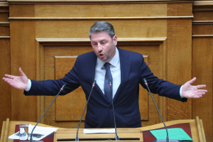 Ανδρουλάκης: Δεν καταλαβαίνω από απειλές και δεξιούς τραμπουκισμούς
