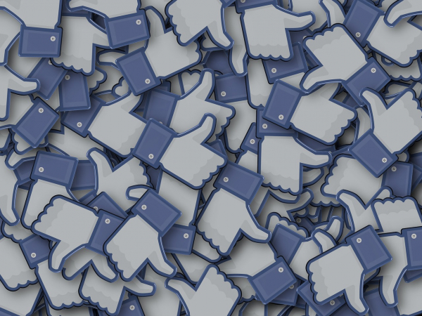 Η Ιρλανδία δεν κάνει πίσω: Χωρίς Facebook και Ιnstagram κινδυνεύουν να μείνουν οι Ευρωπαίοι από το καλοκαίρι