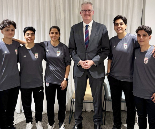 Ιρανές ποδοσφαιρίστριες: Άσυλο σε 7 - Απέδρασαν από το ξενοδοχείο οι υπόλοιπες (βίντεο)