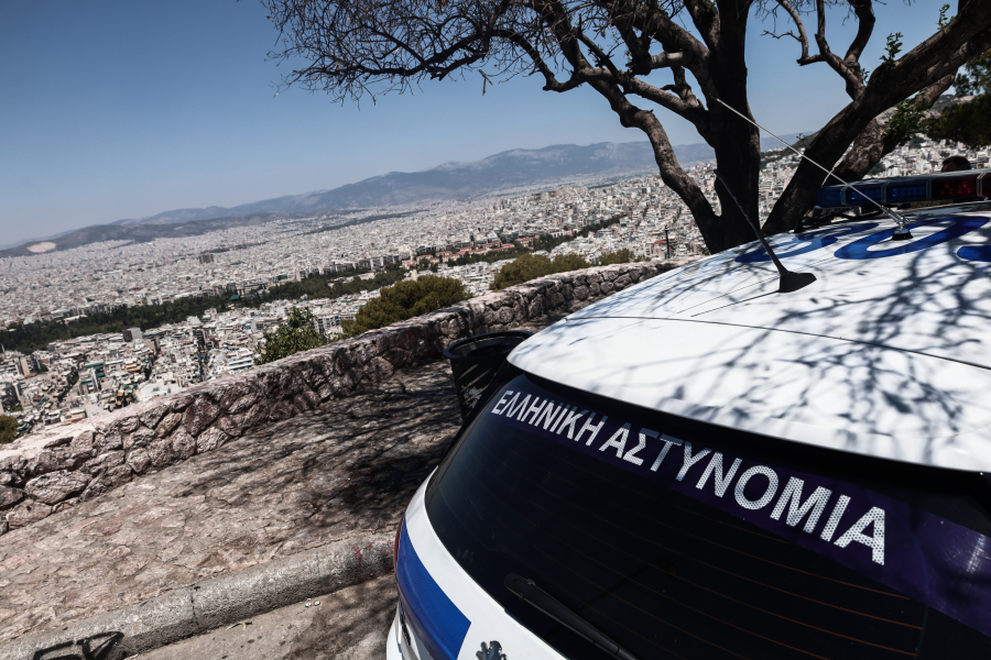 Ελαιώνας: Ώρες αγωνίας για τον 27χρονο Θάνο που αγνοείται - «Γύρνα πίσω στη μανούλα»