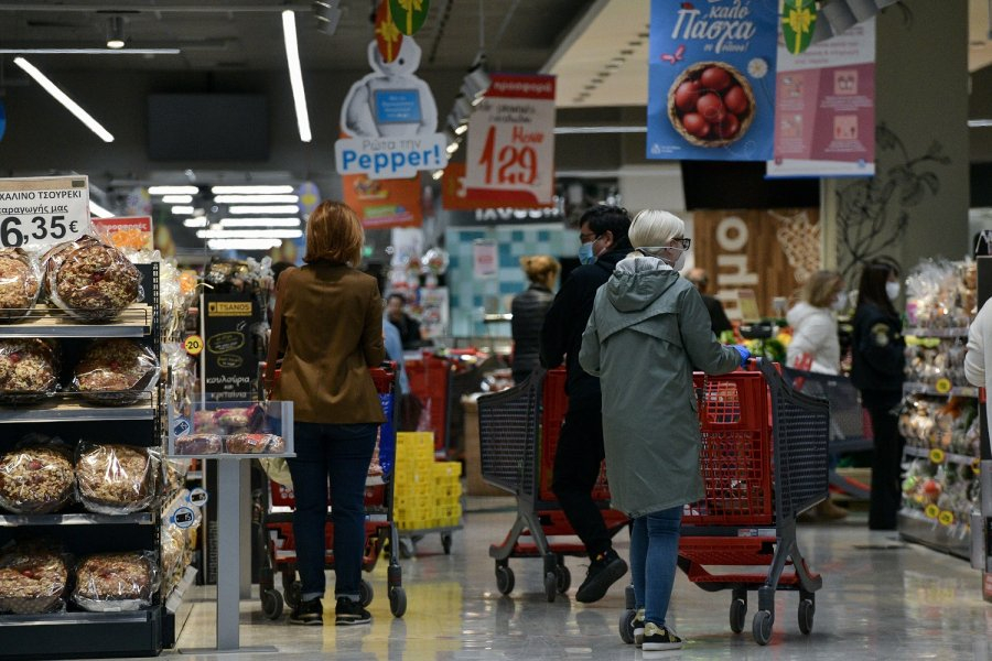 Νέα μέτρα κατά της ακρίβειας: Έρχεται η προπληρωμένη κάρτα για τα ψώνια σε σούπερ μάρκετ
